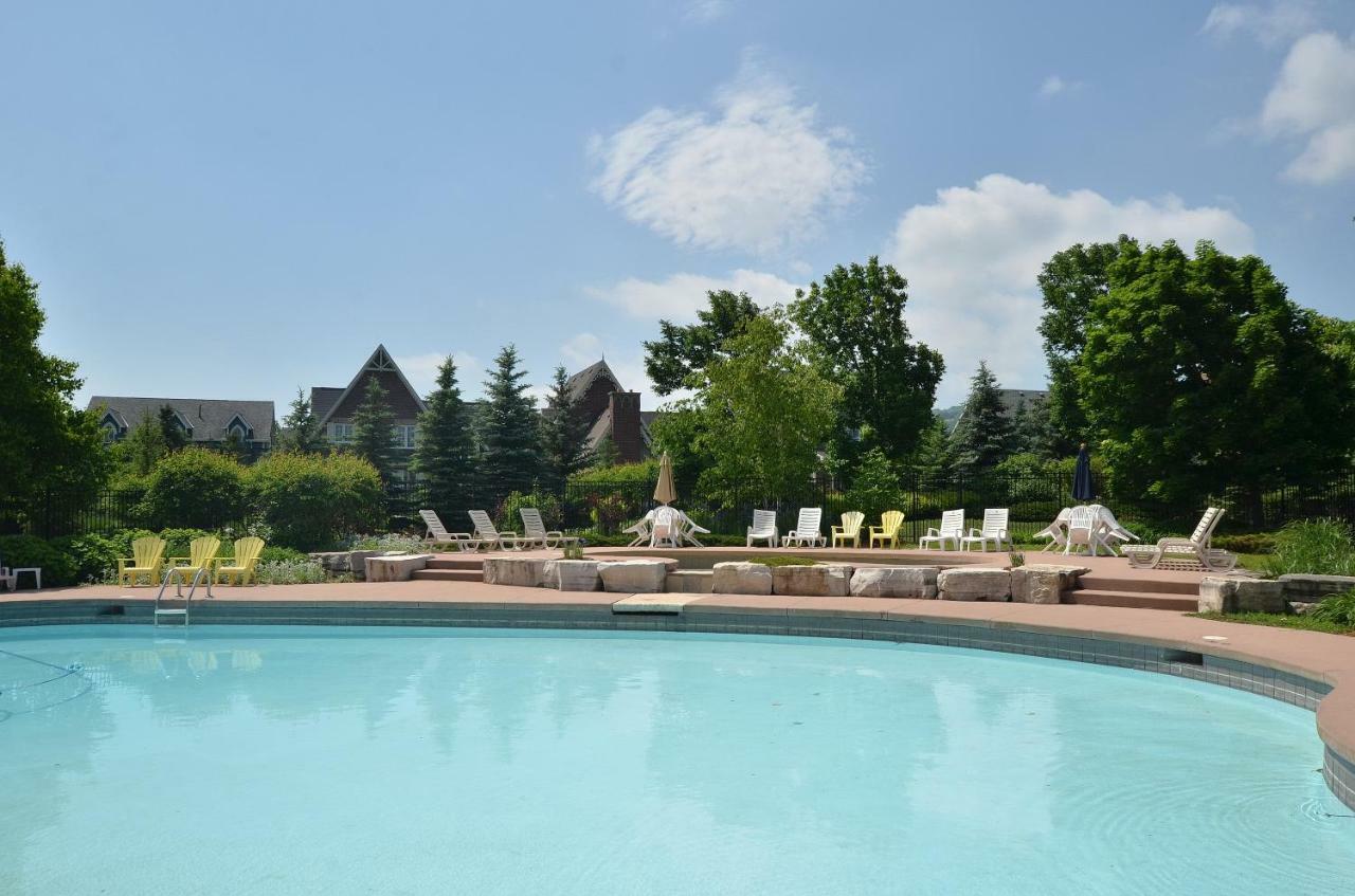New Blue Mountain Village Snowbridge Executive Townhome Sleeps 10 With Outdoor Pool And Shuttle Nottawa Εξωτερικό φωτογραφία